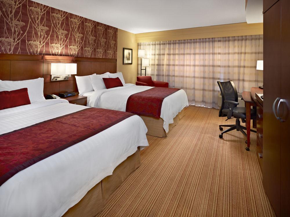 Hotel Courtyard By Marriott Edmonton West Extérieur photo