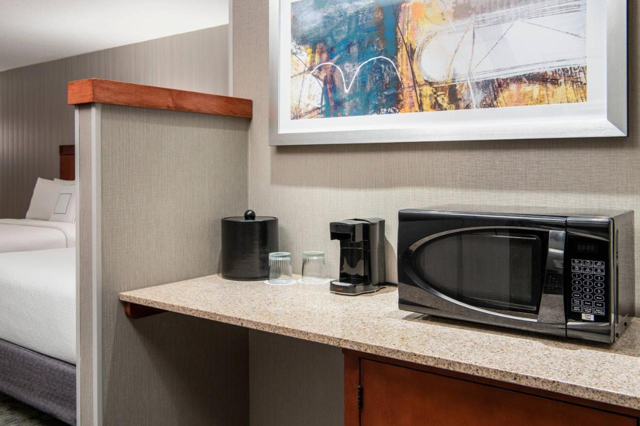 Hotel Courtyard By Marriott Edmonton West Extérieur photo