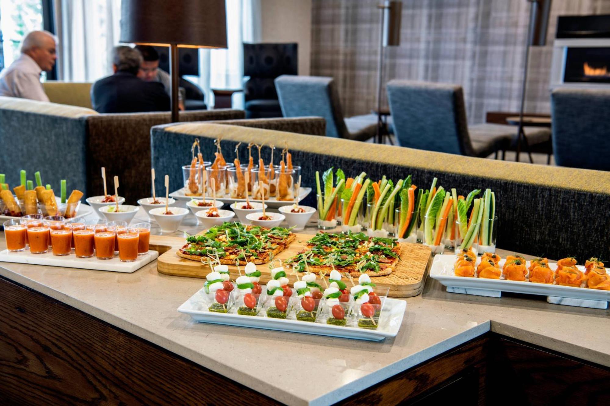 Hotel Courtyard By Marriott Edmonton West Extérieur photo