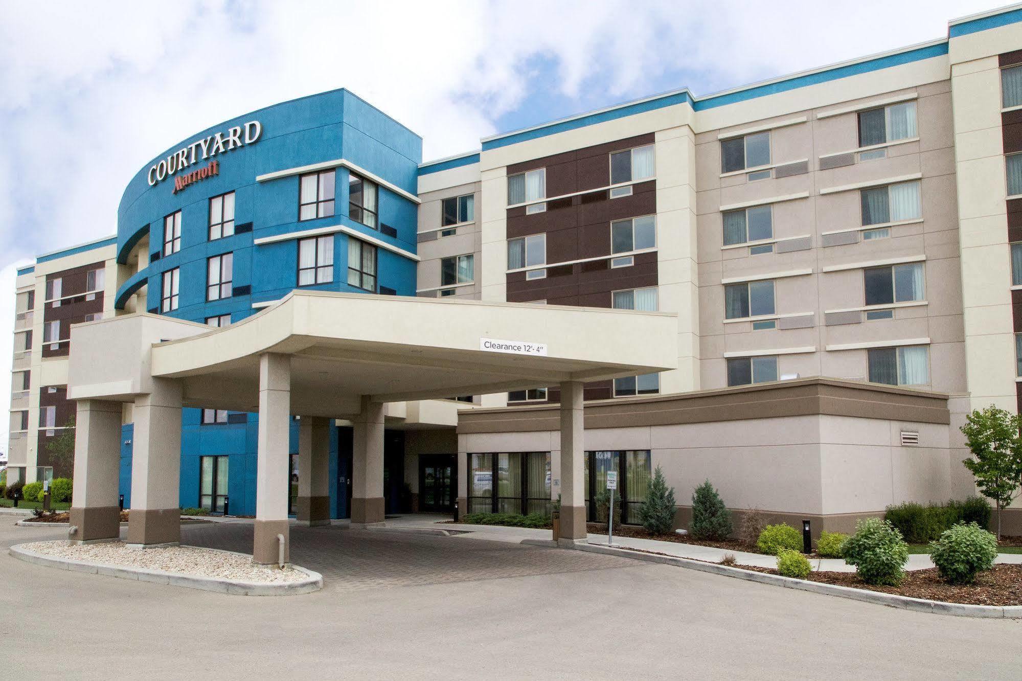 Hotel Courtyard By Marriott Edmonton West Extérieur photo